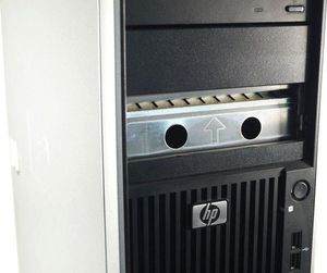 Komputer HP WorkStation Z400 TW Intel Xeon W3503 4 GB 240 GB SSD Windows 10 Pro 6