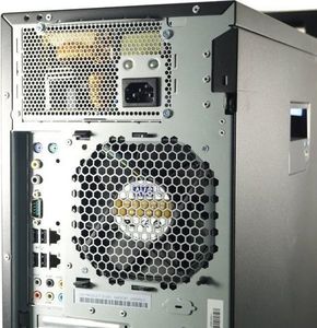 Komputer Lenovo ThinkStation D10 Intel Xeon E5410 4 GB 240 GB SSD Windows 10 Pro 3