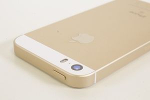 Smartfon Apple Apple iPhone SE A1723 2GB 64GB LTE Retina 640x1136 Klasa A- Gold iOS 5