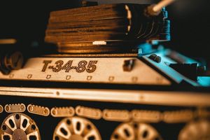 EcoWoodArt EWA Drewniane Puzzle 3D Czołg T-34-85 13