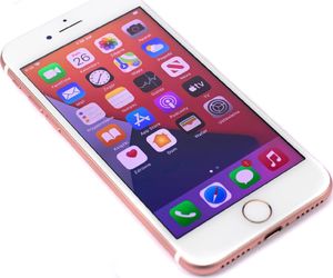 Smartfon Apple iPhone 7 2/32GB Różowe złoto 3