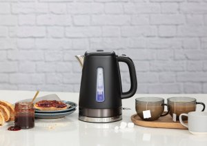 Czajnik Russell Hobbs 26140-70 Czarny 10