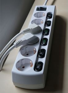 Listwa zasilająca Brennenstuhl Socket Line 6 gniazd 2 m biała (1153110126) 2