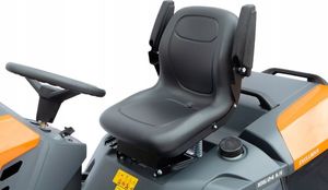Traktor ogrodowy Oleo-Mac OM 106/24 KH Exclusive 9