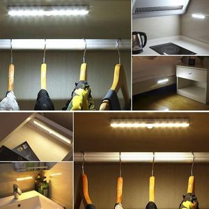 Aptel ZD23G LAMPA ZAWIESZANA CZUJNIK RUCHU PIR diod 10 LED 1W BIAŁA 7