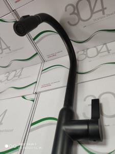 Bateria kuchenna Aquila Hydria II Pull Down stojąca czarny matowy 4