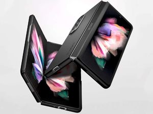 Spigen Etui Spigen Airskin Samsung Galaxy Z Fold 3 Black 15