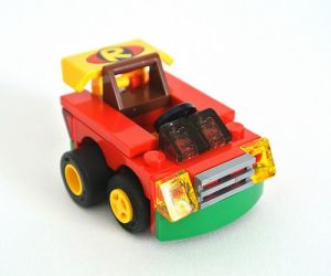 LEGO DC Super Heroes Robin vs. Bane (76062) 3