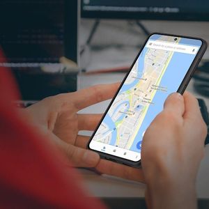 Nillkin Nillkin Textured Case wytrzymałe wzmocnione etui z żelową ramką i nylonem na tyle Samsung Galaxy S21 FE czarny 14