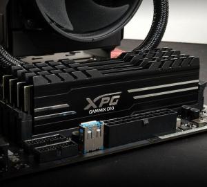 Pamięć ADATA XPG Gammix D10, DDR4, 8 GB, 3000MHz, CL16 (AX4U30008G16A-SB10) 3