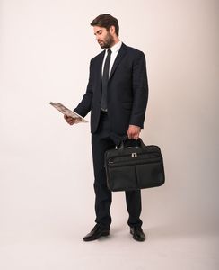 Torba McKlein Walton 17" 6