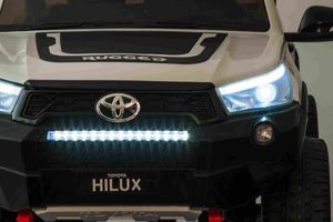 Axel AUTO NA AKUMULATOR Toyota Hillux Biała 18