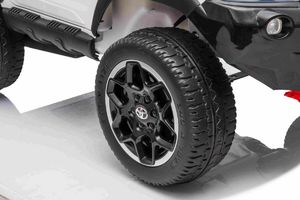 Axel AUTO NA AKUMULATOR Toyota Hillux Biała 10