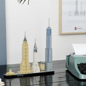 LEGO Architecture Nowy Jork (21028) + piórnik Lego 5