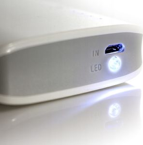 Powerbank Techonic 20000 mAh Biało-szary 4