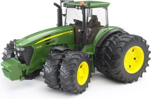 Bruder Traktor John Deere 7930 z podwójnymi kołami (03052) 4