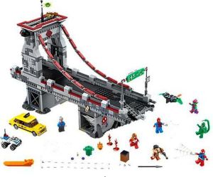 LEGO Marvel Super Heroes Spiderman: Pajęczy Wojownik (76057) 2