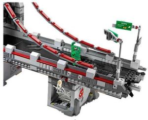 LEGO Marvel Super Heroes Spiderman: Pajęczy Wojownik (76057) 5