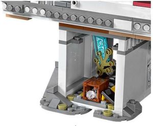 LEGO Marvel Super Heroes Spiderman: Pajęczy Wojownik (76057) 6