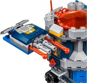 LEGO Nexo Knights Pojazd Axla (70322) 7