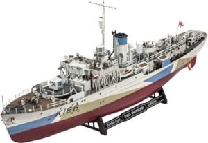 Revell HMCS Snowberry (05132) 1