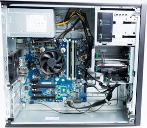 Komputer HP WorkStation Z240 TW Intel Core i7-6700 8 GB 1 TB HDD Windows 10 Pro 7