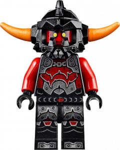 LEGO Nexo Knights Myśliwiec V2 Aarona (70320) 10