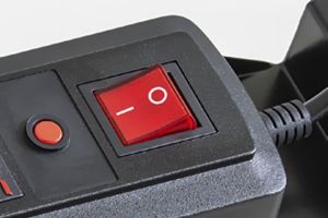 Listwa zasilająca Armac C5 przeciwprzepięciowa 5 gniazd 5 m czarna (C5A/50/CZ) 3