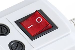 Listwa zasilająca Armac B5 przeciwprzepięciowa 5 gniazd 3 m szara (C5B/30/SZ) 3