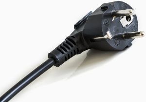 Listwa zasilająca Armac Multi M3 przeciwprzepięciowa 3 gniazda 4.5 m czarna (M3/45/CZ) 2