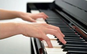 Yamaha Clavinova Clp-745 Pe - Pianino Cyfrowe 5