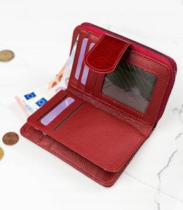 Lorenti Kup Przydasie LORENTI Pionowy, zapinany portfel damski z lakierowanej skóry naturalnej  Lorenti 7