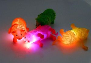 Figurka Moneks Miękkie zwierzęta świecące piszczące misie Pieski 3