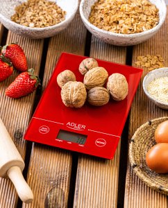 Waga kuchenna Adler AD3138r czerwona 4