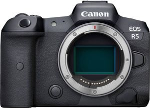 Aparat Canon EOS R5 +  adapter EF-EOS R 1