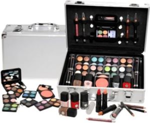 Makeup Trading Schmink Set Alu Case Zestaw kosmetyków Complet Make Up Palette 74,6g 1