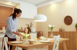 Philips Żarówka LED LEDClassic SSW 40W B35 E14 WW CLND 1SRT4 929001888855 3