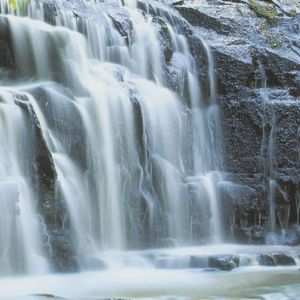 KOMAR Komar Fototapeta Pura Kaunui Falls, 368 x 254 cm, 8-256 4