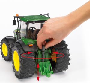 Bruder Traktor John Deere 7930 z ładowarką (03051) 2