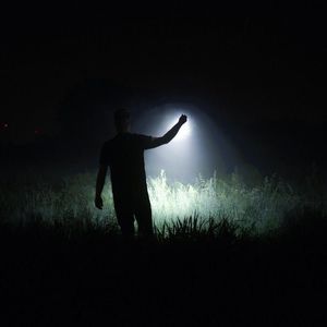 Latarka Armytek Taktyczna Dobermann 12