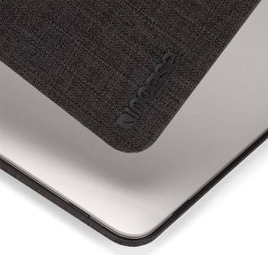 Etui Incipio Incase Textured Hardshell Woolenex - obudowa ochronna do MacBook Air 13" 2020 (grafitowa) 7