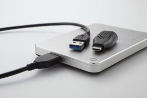 Dysk zewnętrzny HDD Toshiba HDD 2 TB Srebrny (HDTW120ECMCA) 3