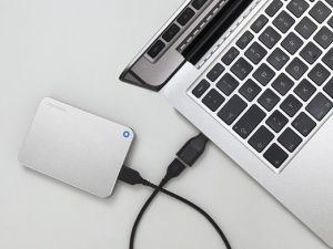 Dysk zewnętrzny HDD Toshiba HDD 2 TB Srebrny (HDTW120ECMCA) 6