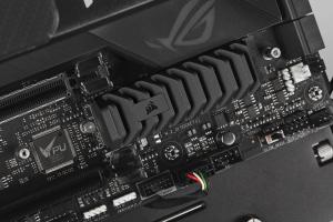 Dysk SSD Corsair MP600 PRO XT 4TB M.2 2280 PCI-E x4 Gen4 NVMe (CSSD-F4000GBMP600PXT) 3