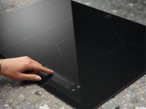 Płyta grzewcza Electrolux EIS6448 3