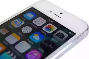 Smartfon Apple iPhone 5 3