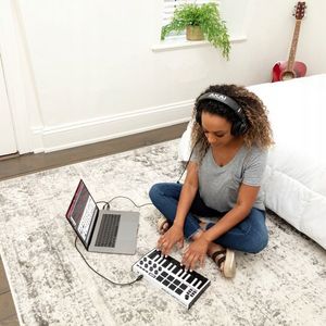Akai MPK MINI MK3 WHITE - Klawiatura Sterująca USB 8
