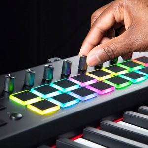 Maudio M-AUDIO HAMMER 88 PRO - KLAWIATURA STERUJĄCA 10