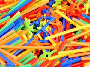 Jokomisiada Kreatywne klocki rurki patyczki 1000-ele ZA3672 8