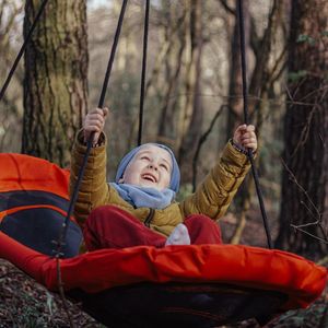 Huśtawka Majowo CZERWONA HUŚTAWKA DLA DZIECKA TYPU BOCIANIE GNIAZDO ŁÓDKA 19